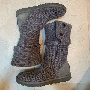 Knitted, tall or shorts grey ugg boot